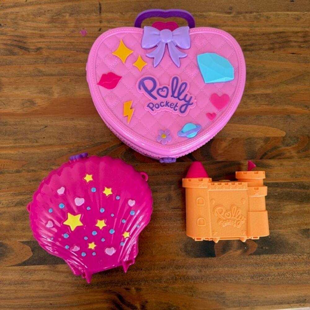 Mattel Polly Pocket Mixed Lot - Clamshell, Sandcastle and Theme Park